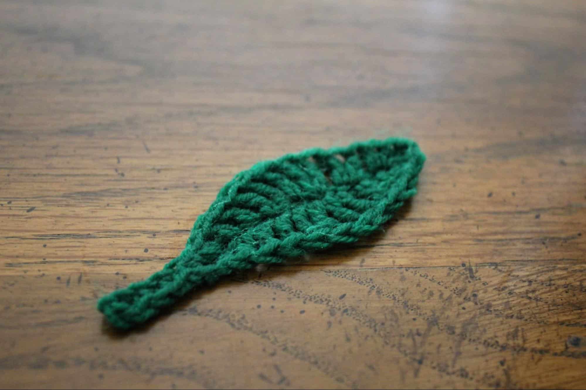 Leaf close-up motif crocheted leaf motif for woodland dishcloth hanger