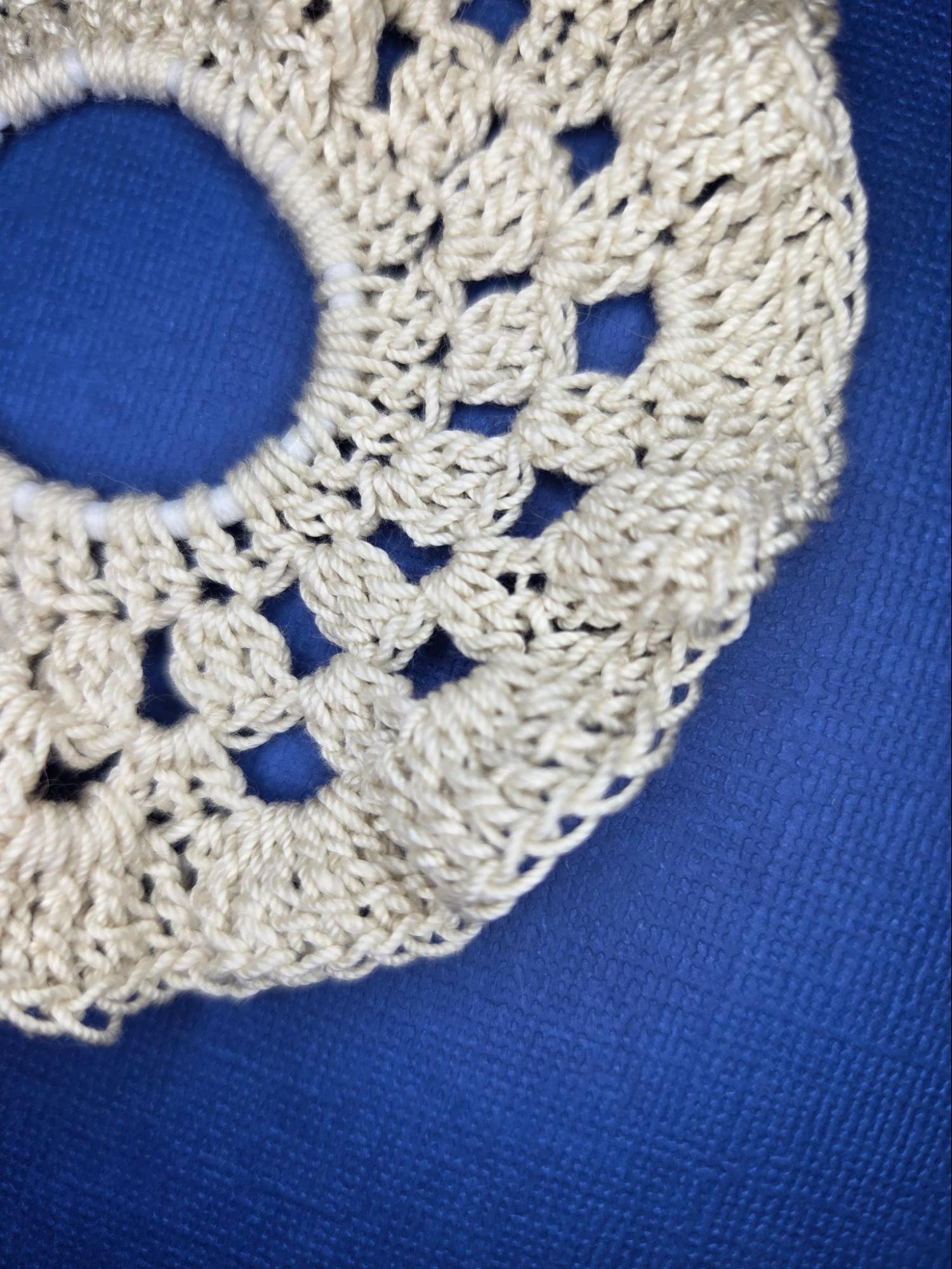 Classic 10 Ruffle Scrunchie Classic 10 trend variation of ruffle scrunchie with dark blue background.