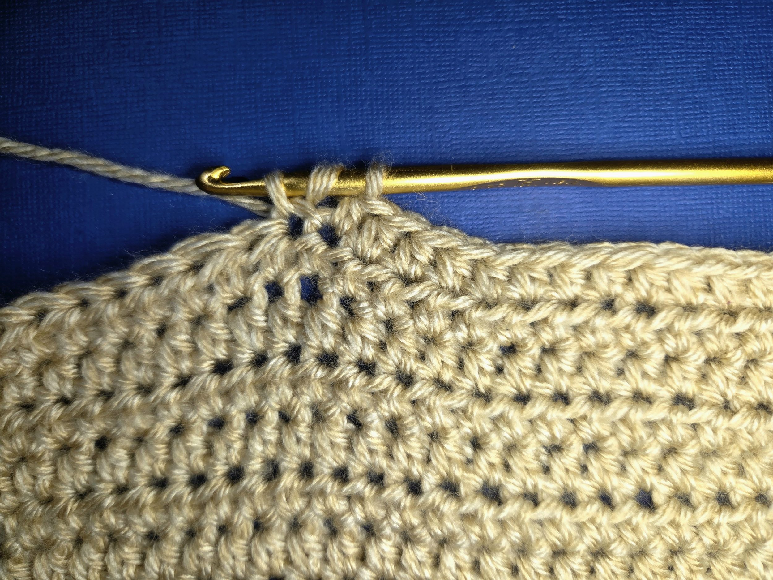 half double crochet calming stitch insert stitch pull through